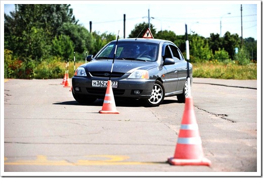 Что собой представляет экзамен в автошколе?